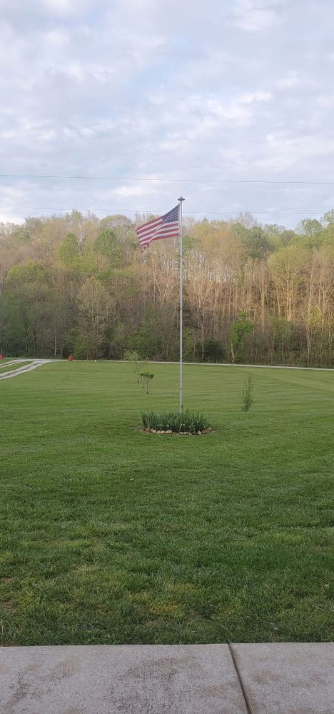 All Photos for Garcia Lawn Service & Landscaping in Lafayette, TN