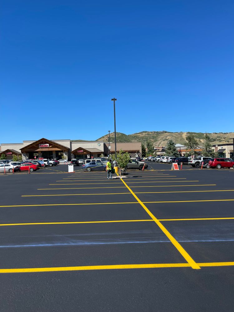 Asphalt Sealcoating for Clear Choice Asphalt Services  in Paducah, KY