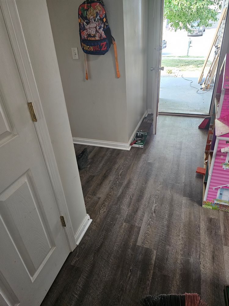 Flooring for E and C Handyman and Construction in Owensboro, KY