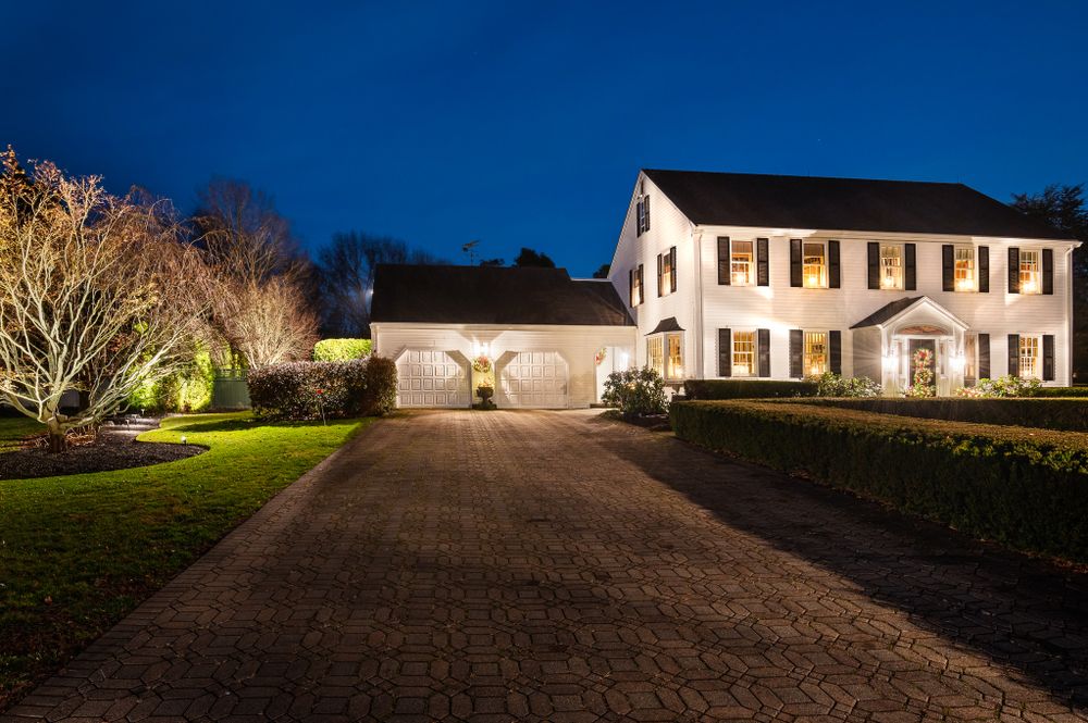 Landscape Lighting for Pungitore Landscapes, Irrigation & Fertilizer in Hingham, MA