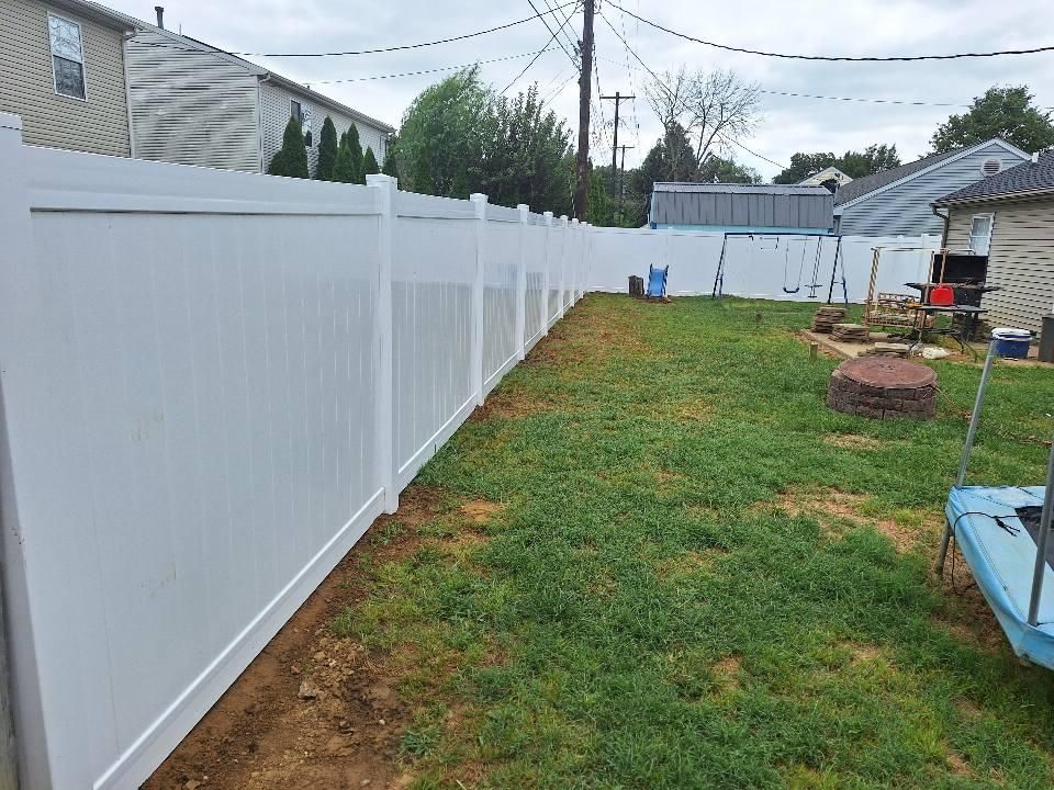 All Photos for Apex Fence in Henderson, KY