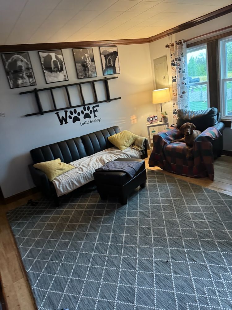 experience ultimate convenience with our Boarding and Daycare service, ensuring your pet enjoys safe, comfortable care while you’re away. Trust us for personalized attention and a nurturing environment for your furry friend. for Curbside Clips Mobile Grooming in Roachdale, Indiana