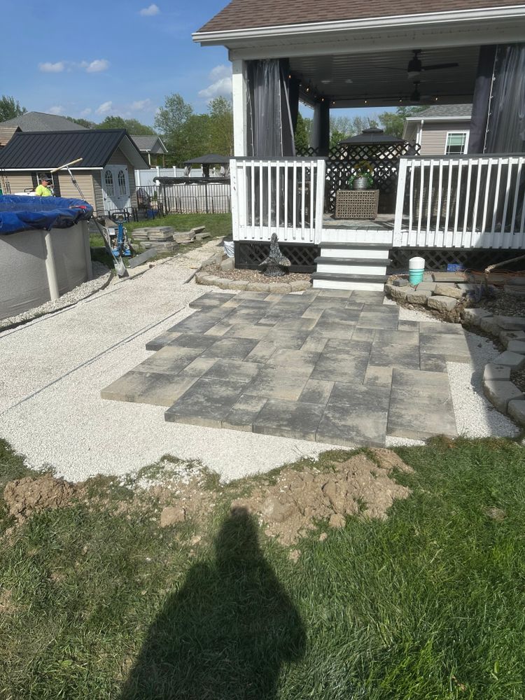 All Photos for Mayfield Landscaping in Staunton, IL