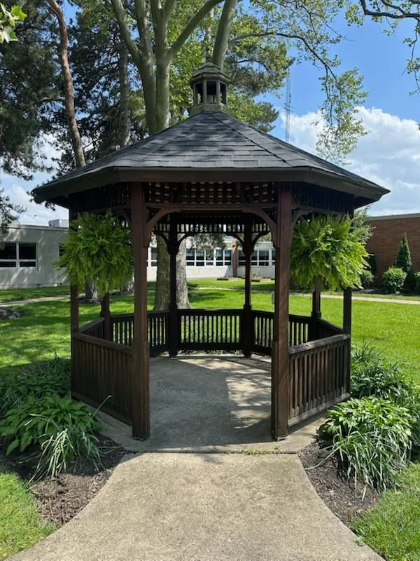 Erie Coast Custom Construction team in Norwalk, OH - people or person