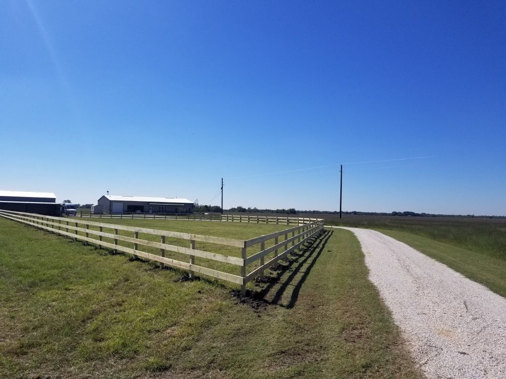 3 and 4 Board Fencing (optional wire added) for Pride Of Texas Fence Company in Brookshire, TX