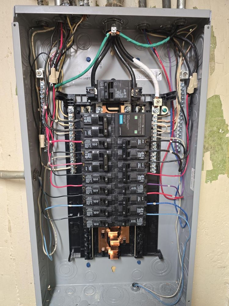 All Photos for Grunt Electric in Bensenville, IL