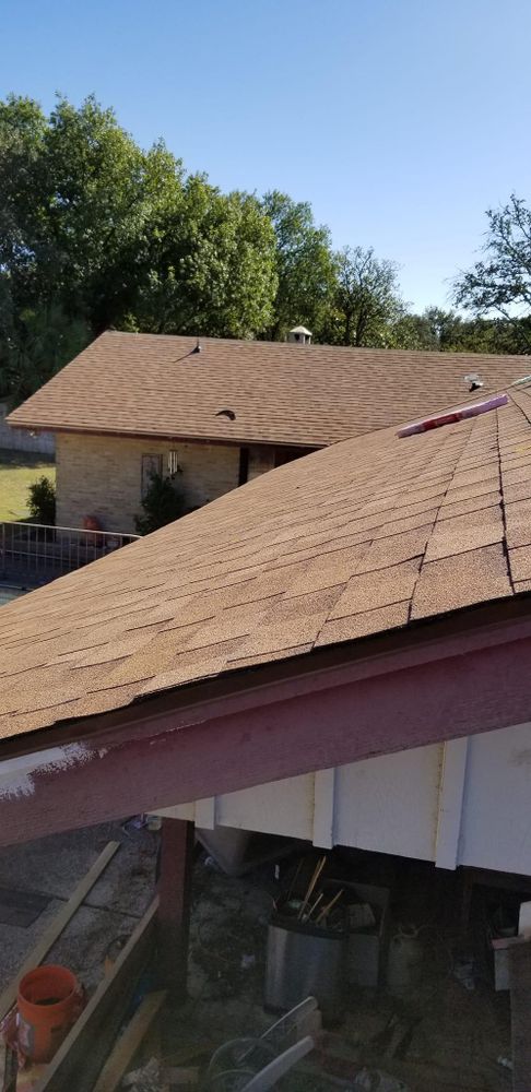 Roofing Installation for T&B Roofing in Somerset,  TX