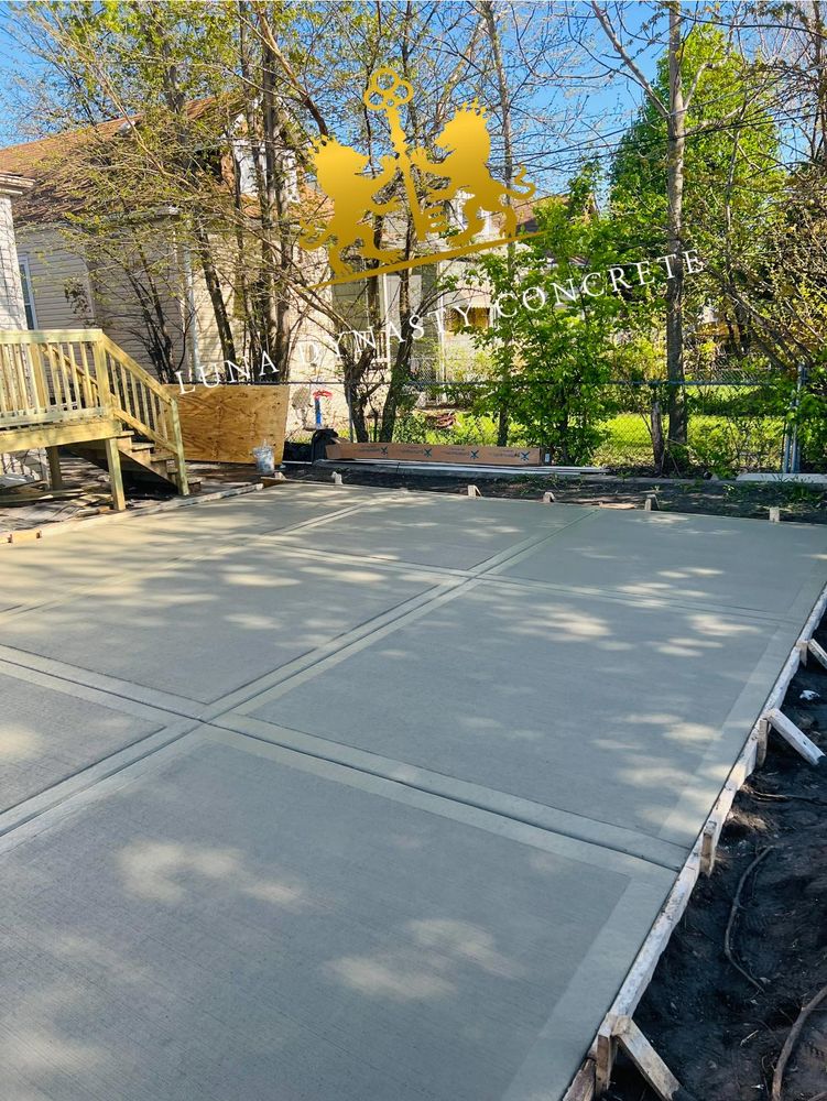 Luna Dynasty Concrete team in Chicago, IL - people or person