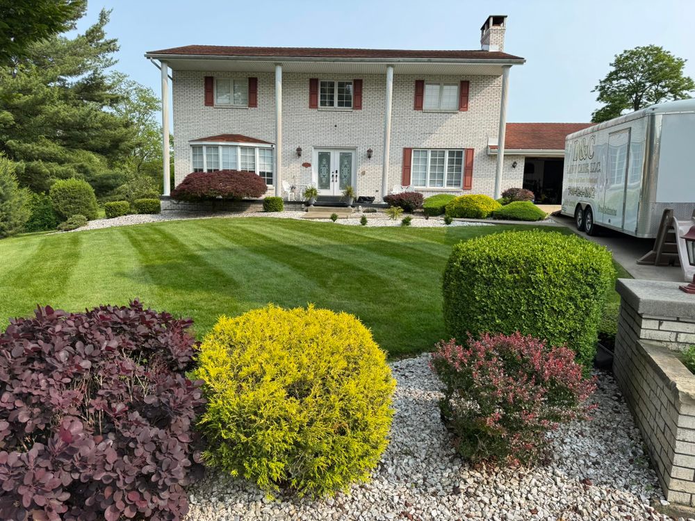 D&C Lawn Care LLC team in Steubenville, OH - people or person