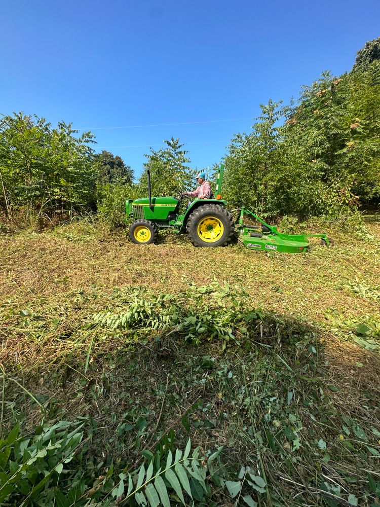 Lawn Service for Kyle's Lawn Care in Kernersville, NC