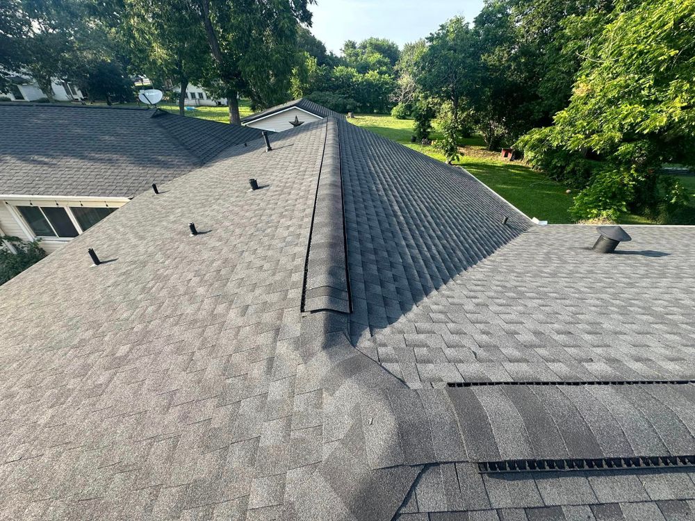 Roofing for H6 Roofing & Seamless Gutters in Weimar, TX