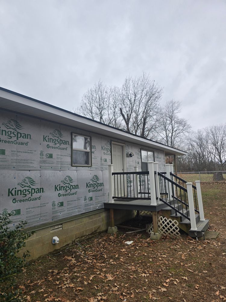 Transform your home's exterior with our expert vinyl siding services. For top-quality and efficient "siding installation near me," trust us to enhance both the beauty and protection of your property. for Hightower Painting in Covington, TN