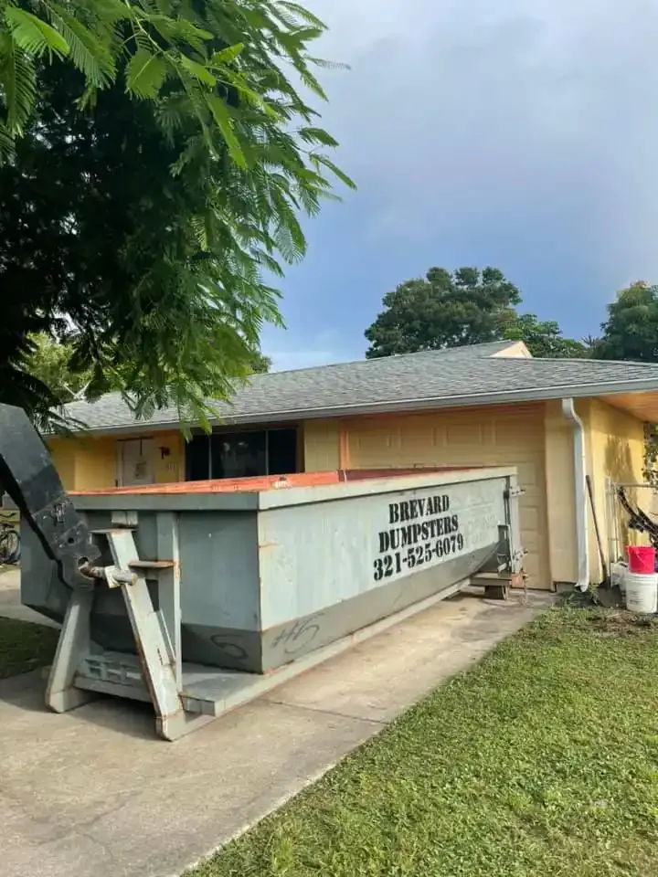 Dumpsters for Brevard Dumpsters in Palm Bay, FL