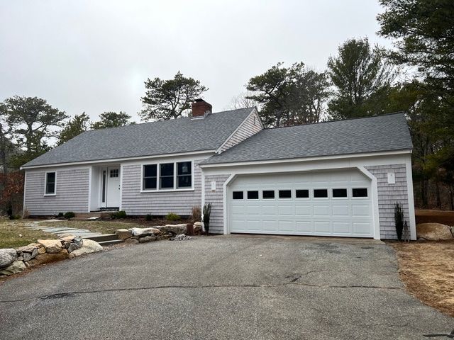 Roofing for Seaside Roofing and Siding in Barnstable County, MA