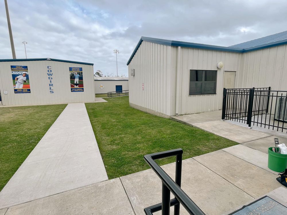 Fences for Falcon Fence Co. in Longville, LA