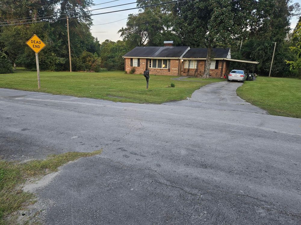 All Photos for Just Mow and Go Lawn Service in New Bern, NC