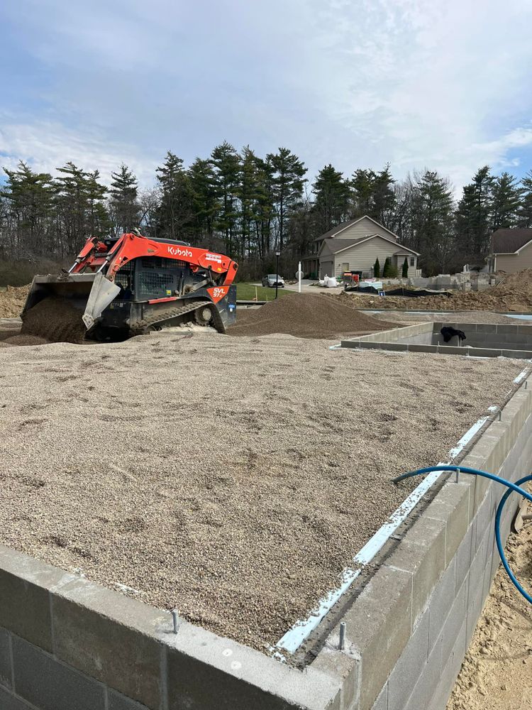 Excavating for East Central Contractors in Lynn, IN