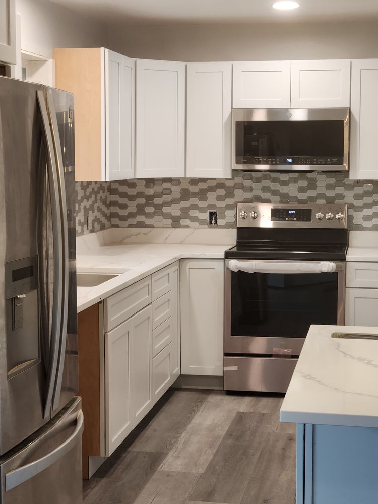 Gasseling kitchen for Custom Valley Construction   in Sunnyside, Washington