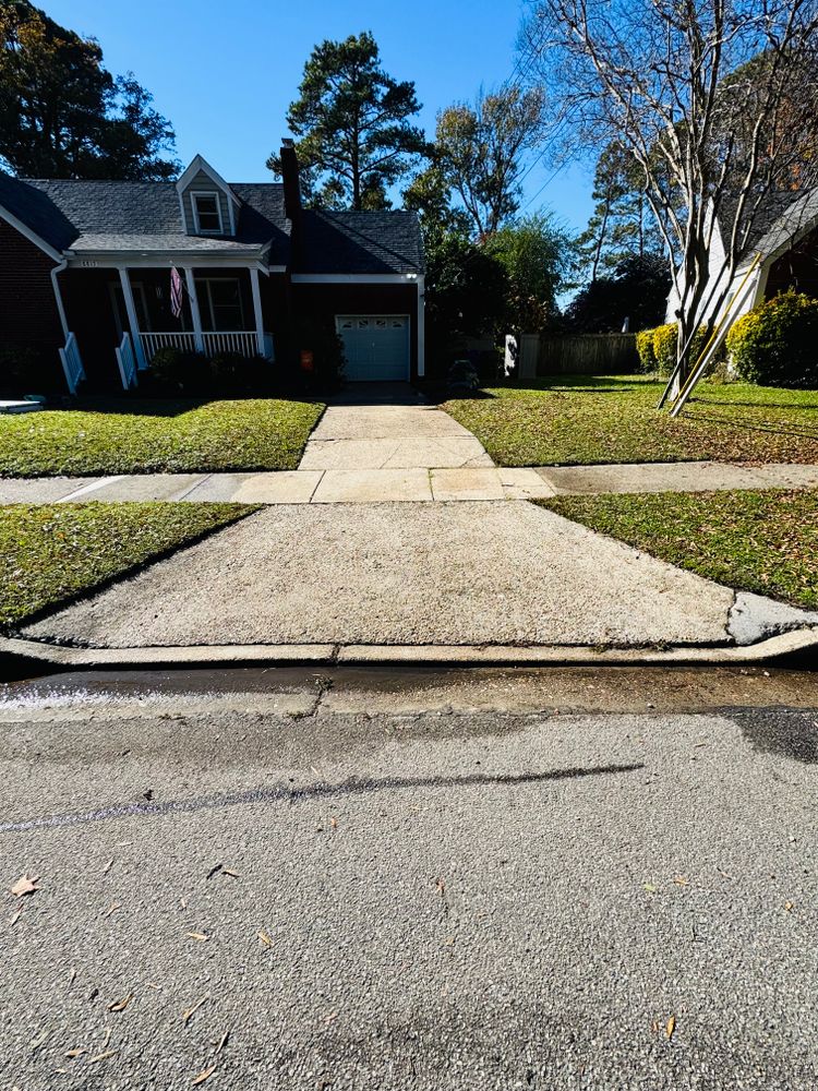 All Photos for Archer's Grounds Maintenance in Richmond, VA