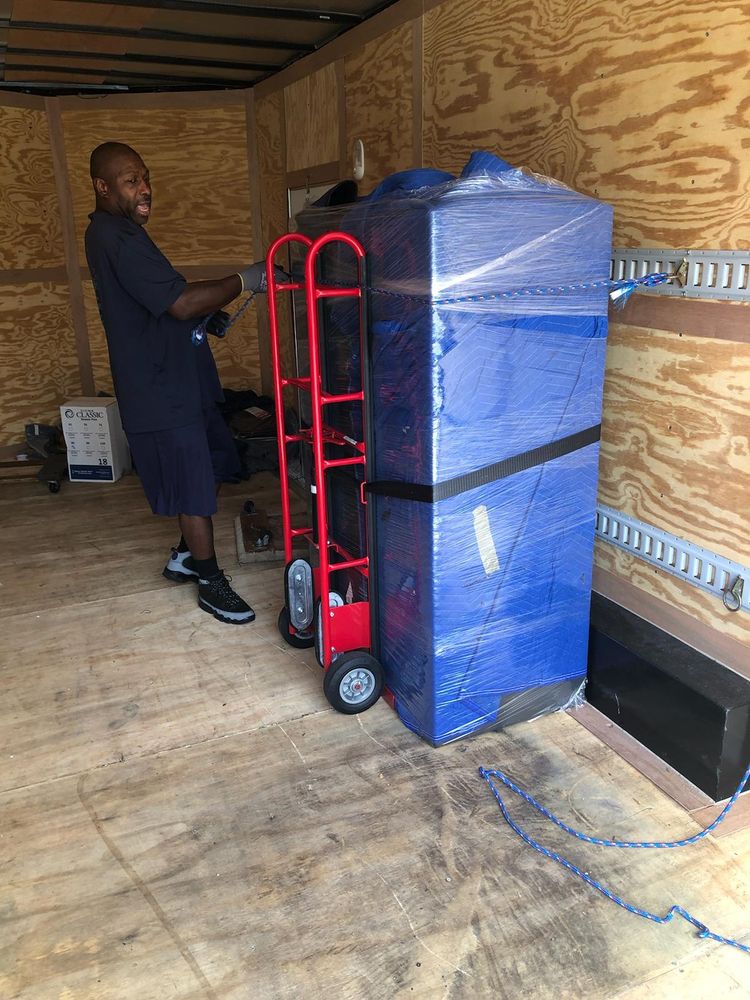 Our Large Safe Moving Services provide expert assistance in securely transporting heavy and valuable safes to your new home. Trust us to handle the entire process with care and precision. for Woody & Sons Moving  in Tampa, FL