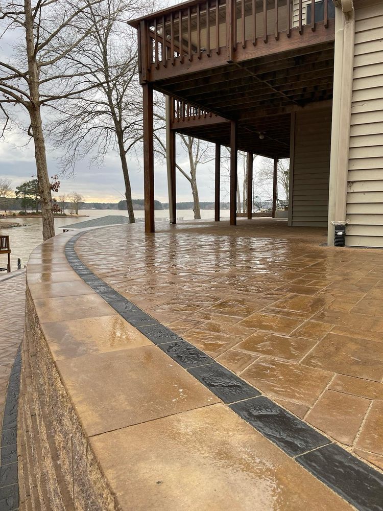 All Photos for Rosales Landscaping LLC in Lake Gaston, North Carolina