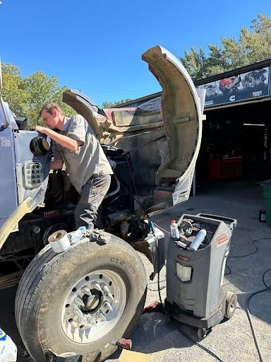 All Photos for Brumley’s Automotive & Truck Repair in Hohenwald, TN