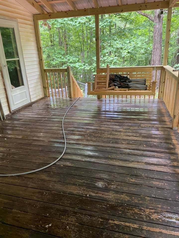 Home Softwash for H2Whoa Pressure Washing, Gutter Cleaning, Window Cleaning in Cumming, GA