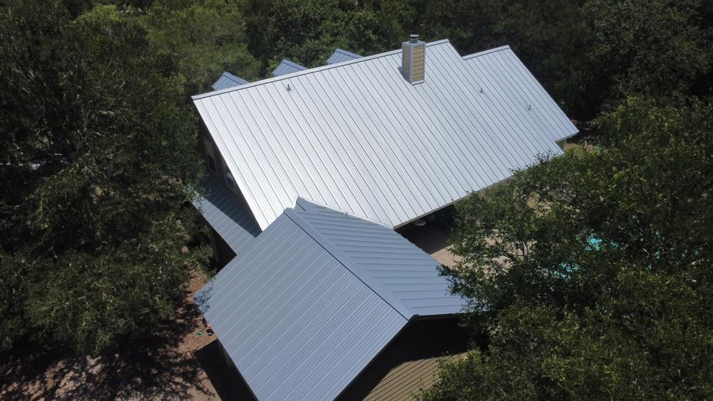 Metal roofs  for Barcenas Roofing & Remodeling in San Saba, TX