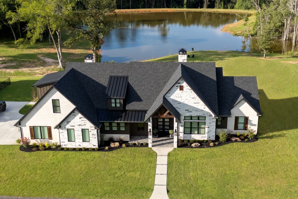 All Photos for Neely Construction & Design LLC in Chandler, TX