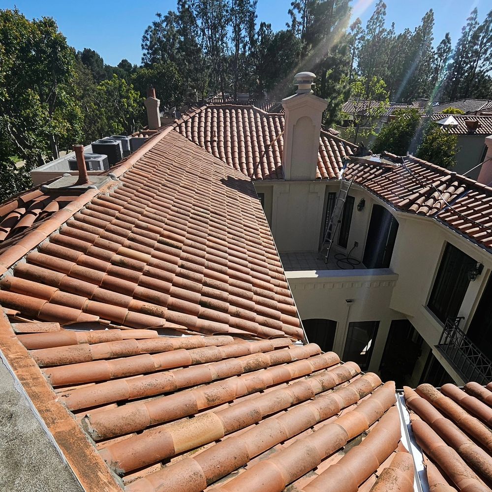 Roofing for R&R Pro Roofing, Inc. in Los Angeles County, CA