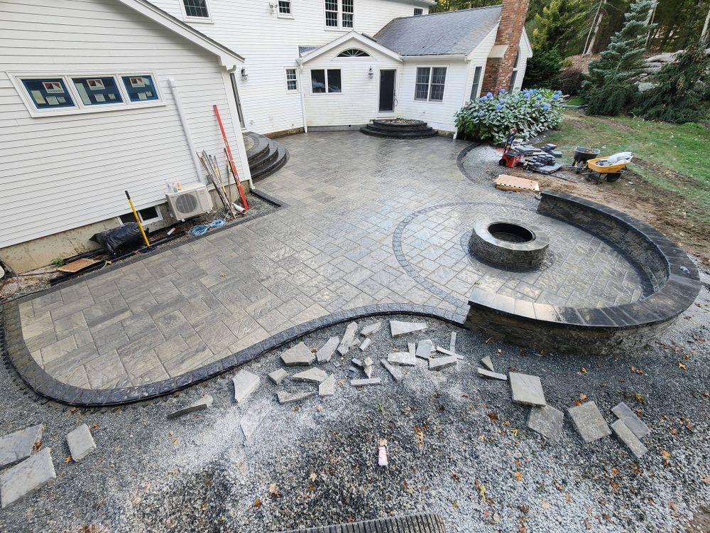 Hardscaping contractor for Set n Stone Hardscapes in Groveland, MA