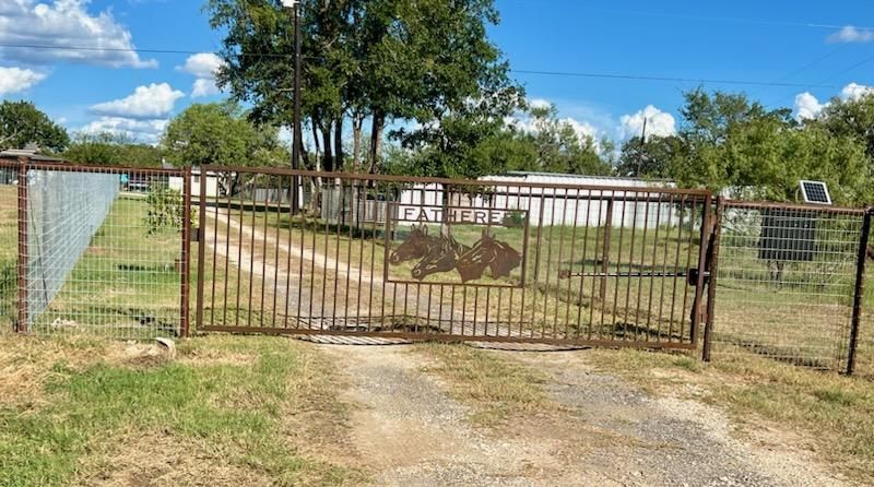 All Photos for Metal Construction in Texas in Seguin, TX