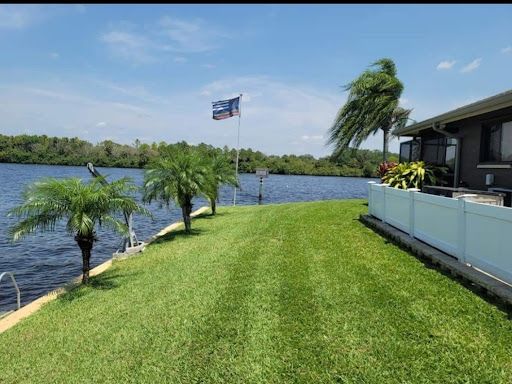 Fall and Spring Clean Up for Southern Pride Turf Scapes in Lehigh Acres, FL