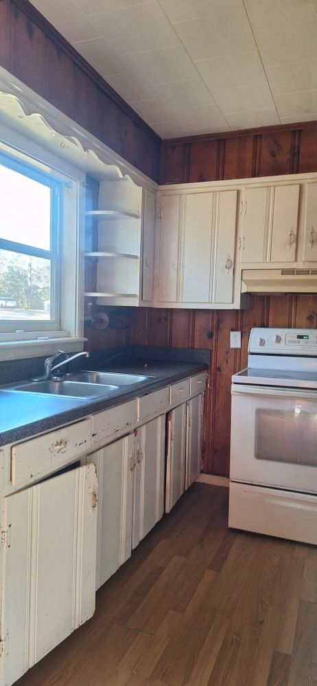All Photos for Eddie's Painting Service in Gulf Breeze, FL