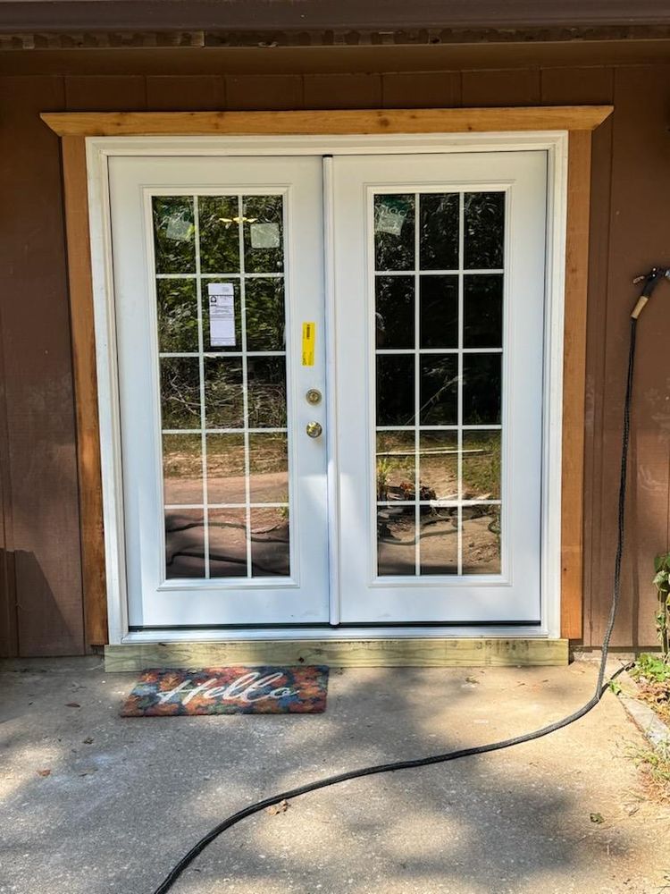 Carbondale Roof Leak repair and Drywall installation for Dead Tree General Contracting in Carbondale, Illinois