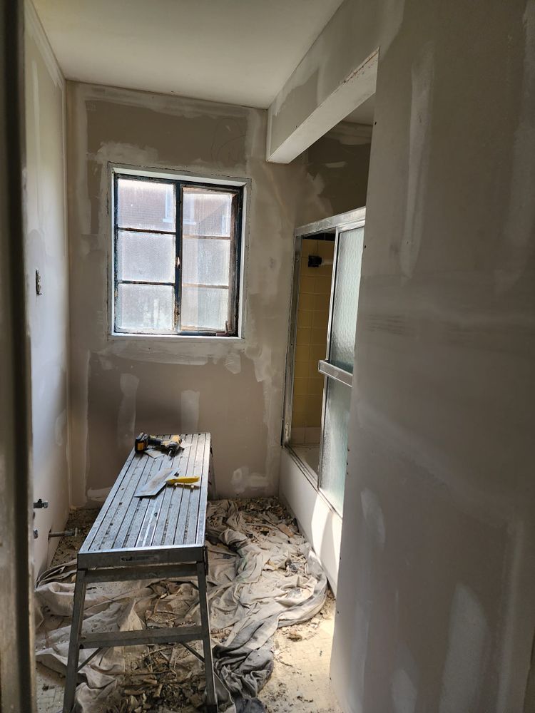 Interior Painting for Joe's Drywall And Painting in Detroit, MI 