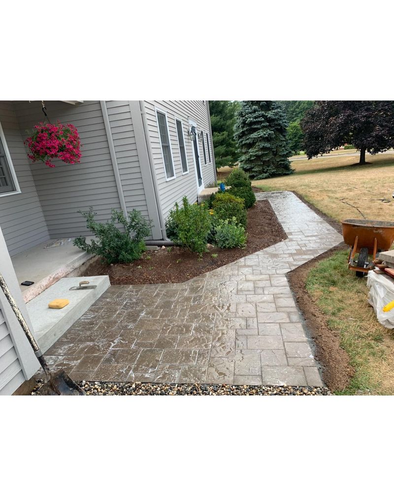 Landscaping for B&L Management LLC in East Windsor, CT