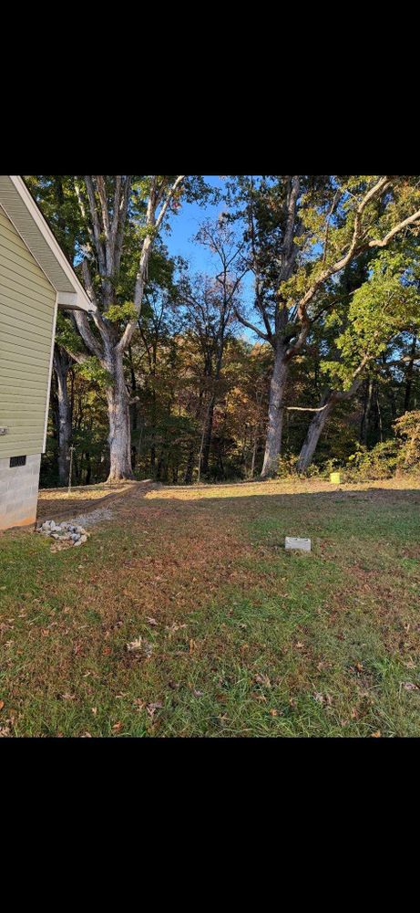 All Photos for Leal’s Lawn Service in Dayton, TN