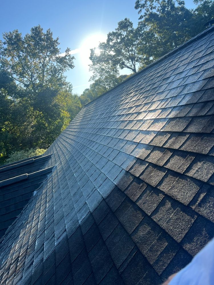 Roof cleaning for JB Applewhite's Pressure Washing in Anderson, SC