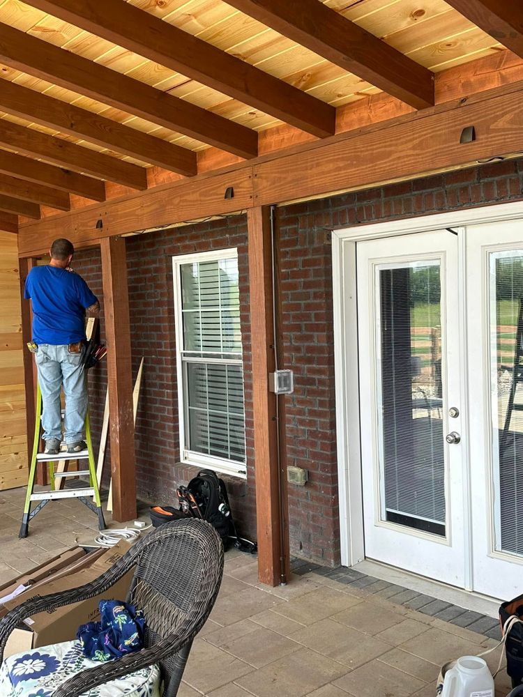 Shelton's Electric team in Crab Orchard, KY - people or person