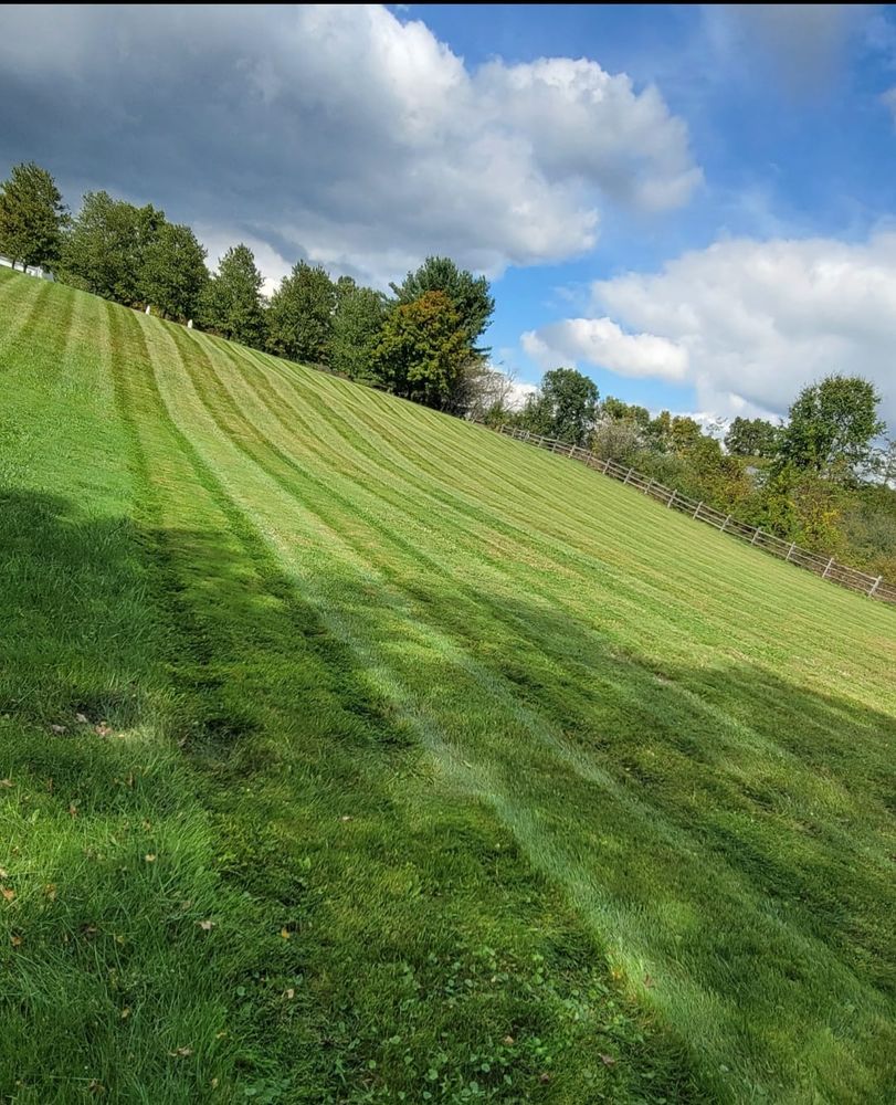 All Photos for Cristians Maintenance and Hardscaping LLC in Bedminster, NJ