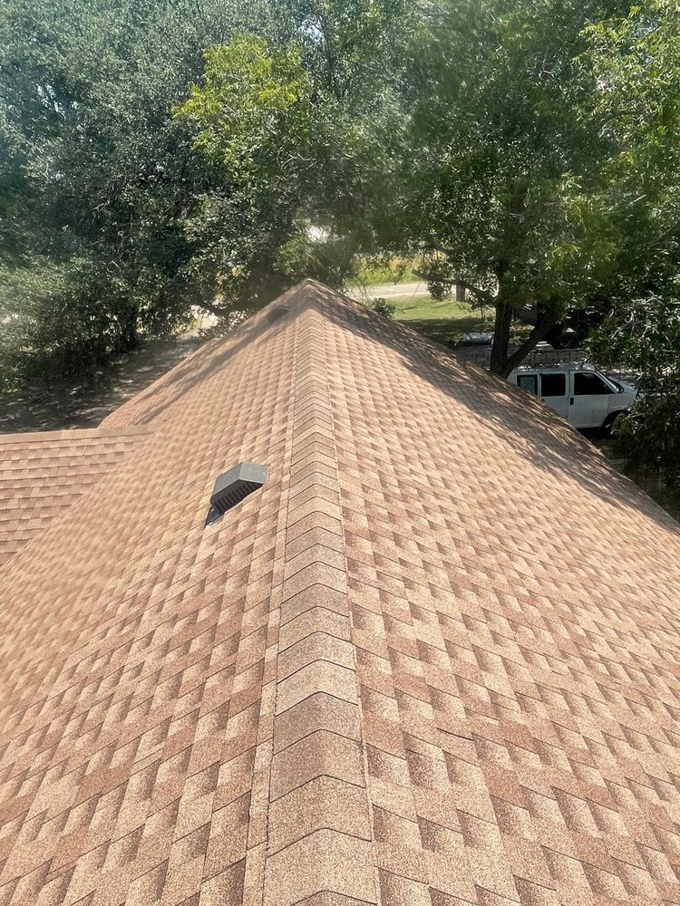 Roofing for Rigo’s Roofing in Eastland, Texas