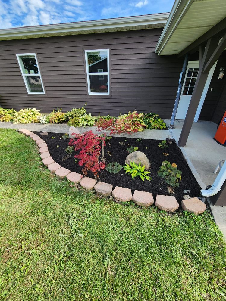 Landscaping for Tel Ma Landscaping Maintenance LLC  in Urbana, OH