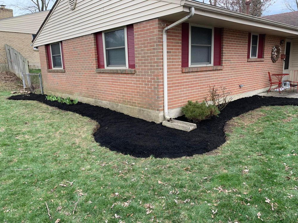 Fall Clean Up for High Garden Landscapes in Middletown, Ohio