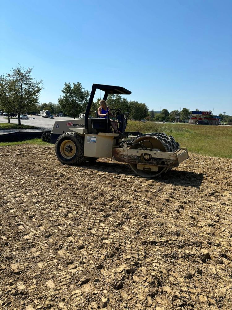 Excavating for Strong Contracting in Lebanon, KY