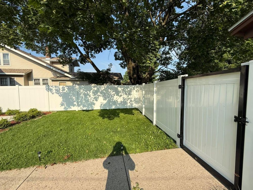 All Photos for Illinois Fence & outdoor co. in Kewanee, Illinois