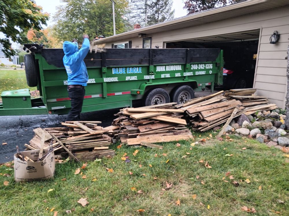 Haul Away for Blue Eagle Junk Removal in Oakland County, MI