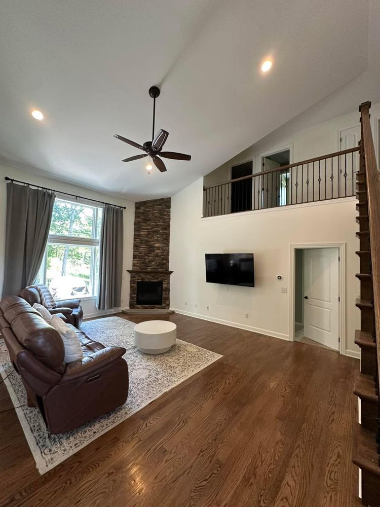 All Photos for Matt Meranda Painting in Grand Rapids, MI