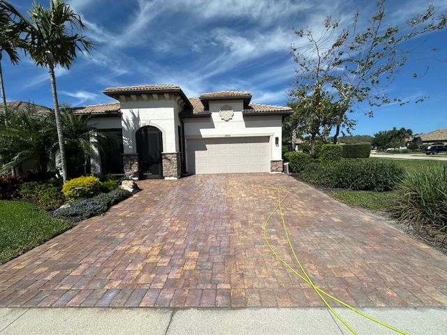 Concrete Cleaning for Hubbard's Pressure Washing in Naples, FL