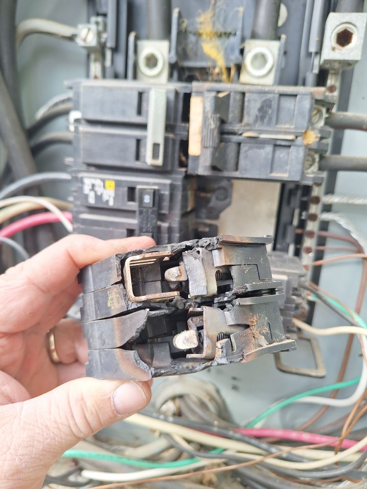 All Photos for Flash Gordon Electric LLC in Hope Mills, NC